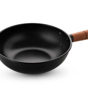 Round cast iron frying pan with deep sides and short handle